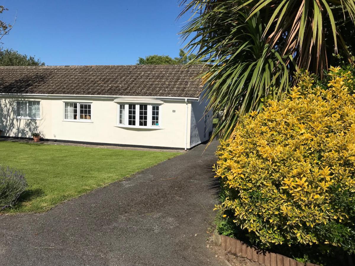 Number 43 The Gower Holiday Village Swansea Exterior photo